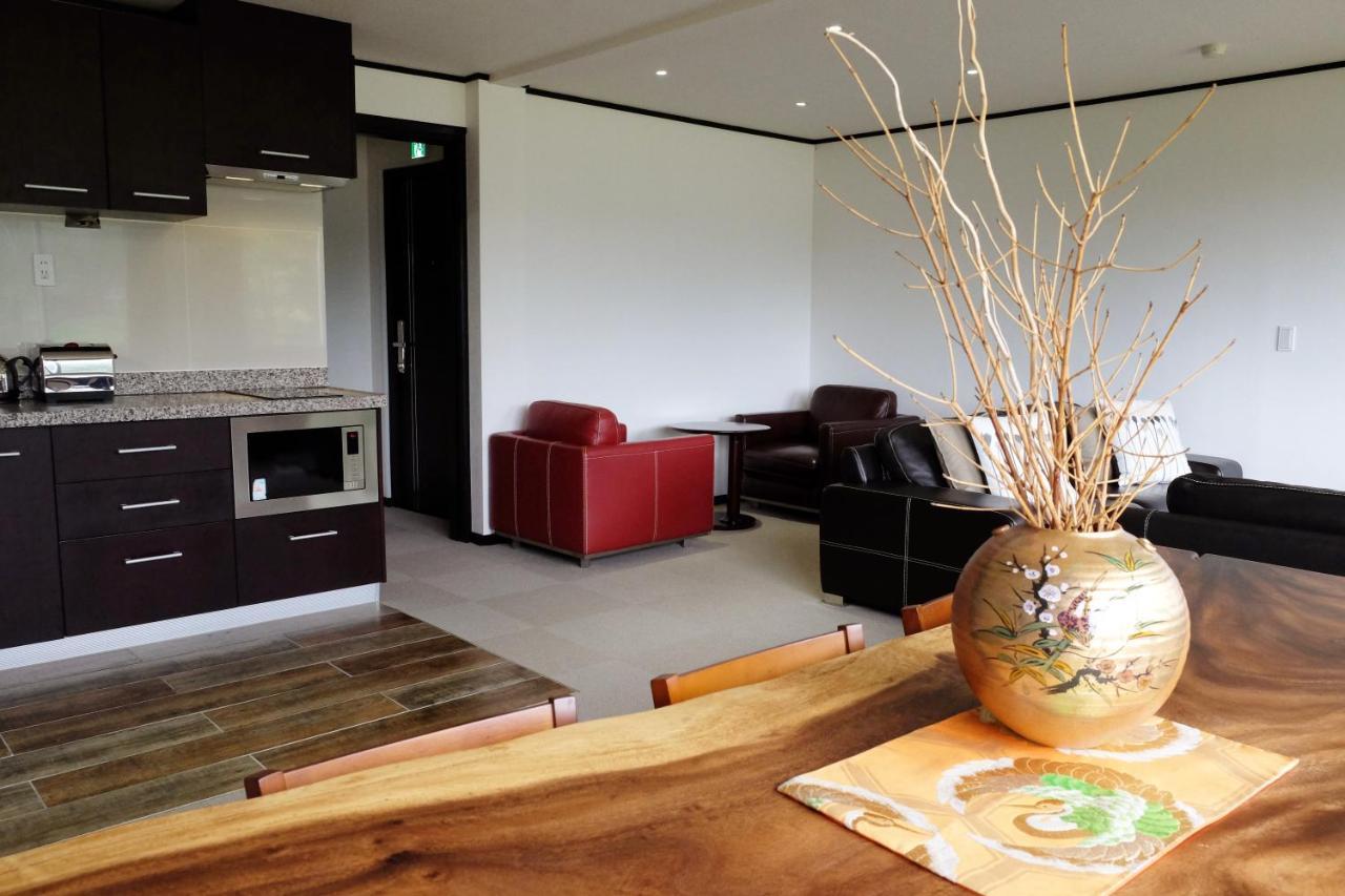 Ski-In, Ski-Out Iwatake Apartments Hakuba Ngoại thất bức ảnh